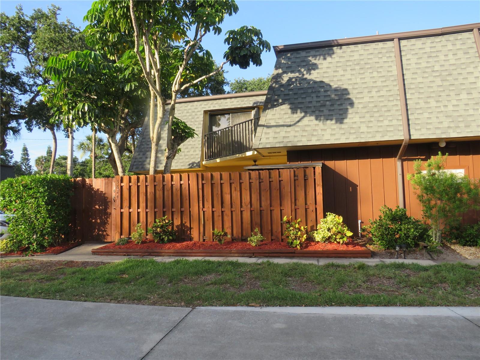 Image 31 of 38 For 3824 Saxon Drive