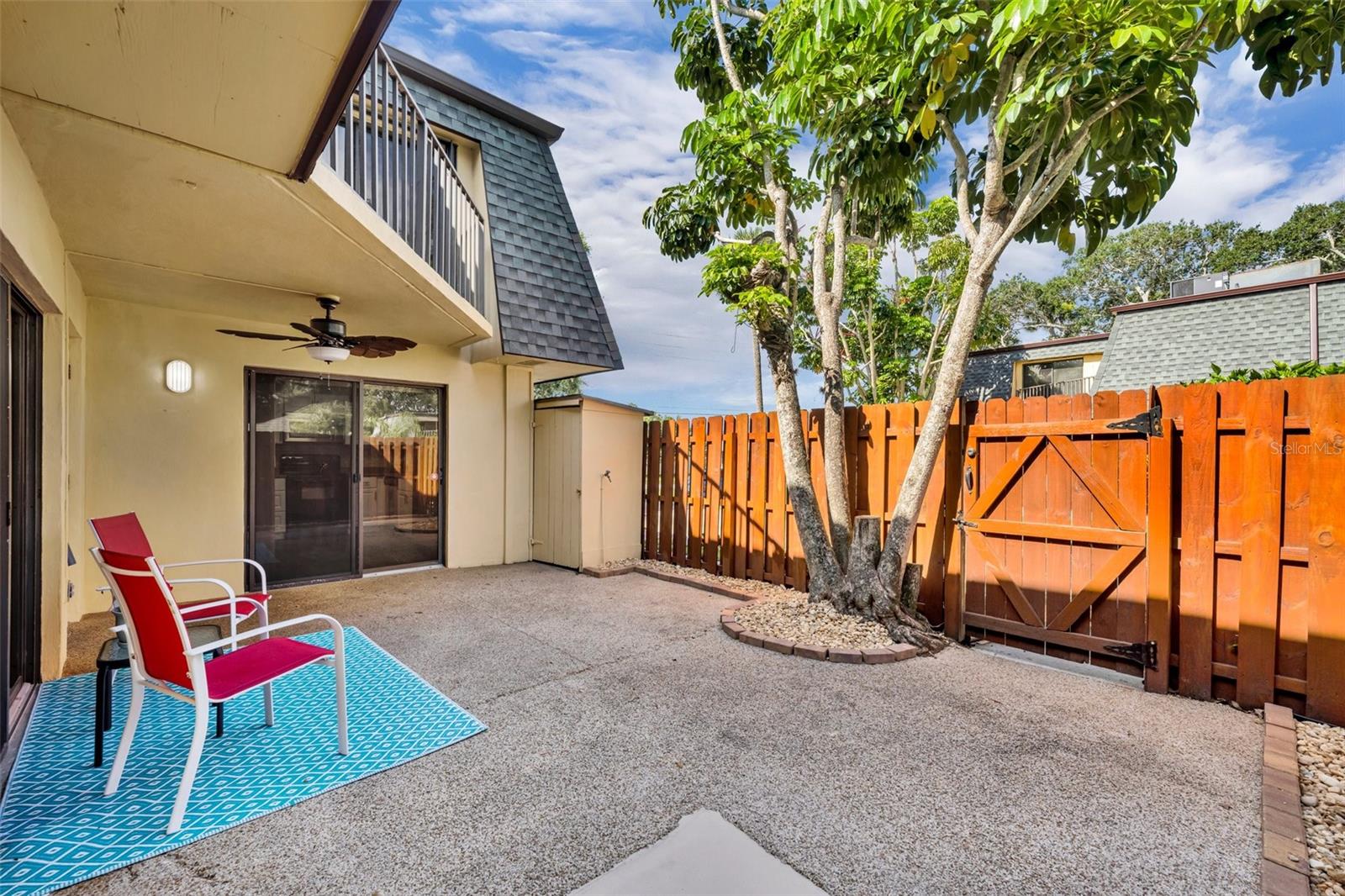 Image 4 of 38 For 3824 Saxon Drive