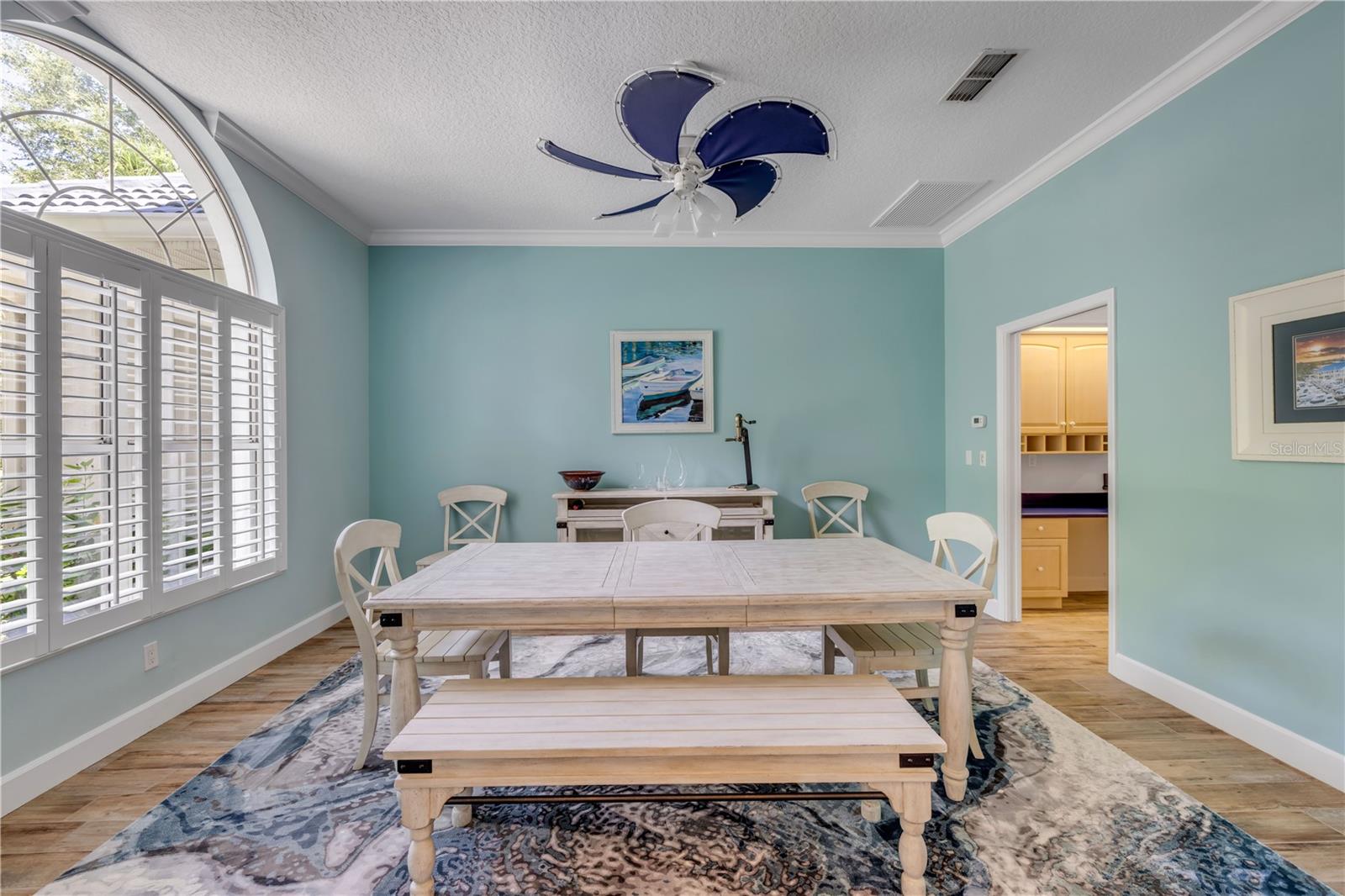 Image 12 of 100 For 6325 Palmas Bay Circle