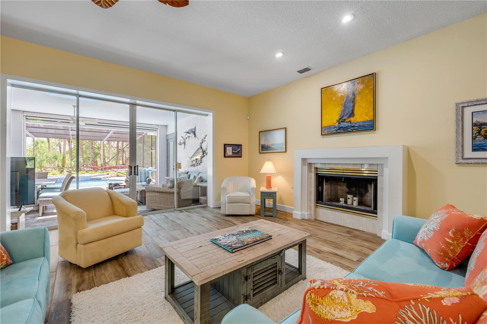 Image 21 of 100 For 6325 Palmas Bay Circle