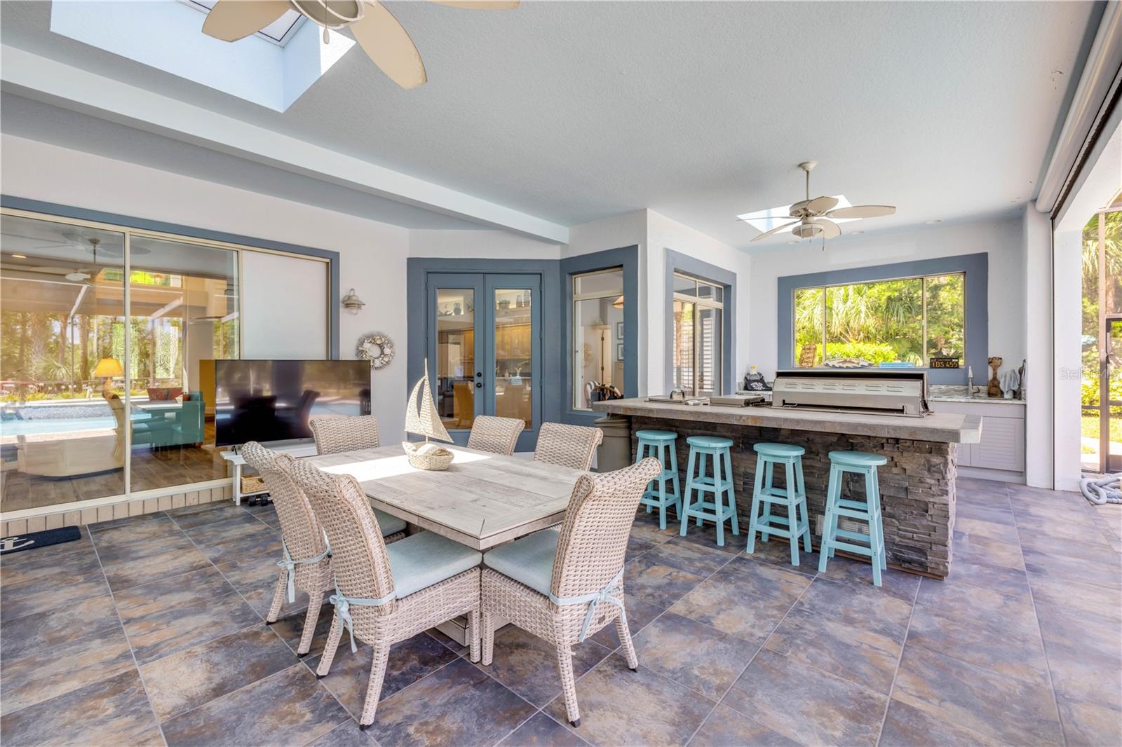 Image 74 of 100 For 6325 Palmas Bay Circle
