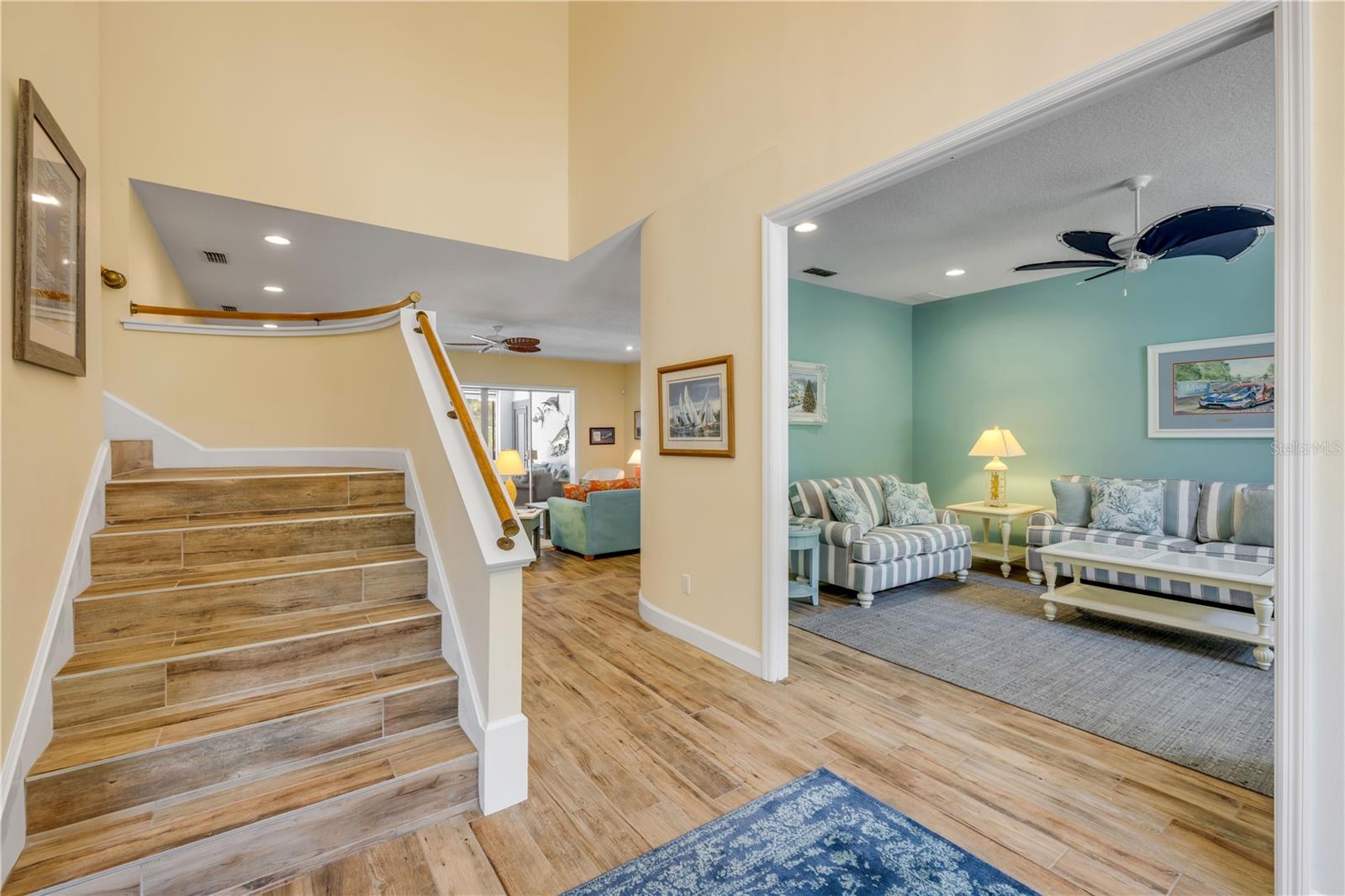 Image 8 of 100 For 6325 Palmas Bay Circle