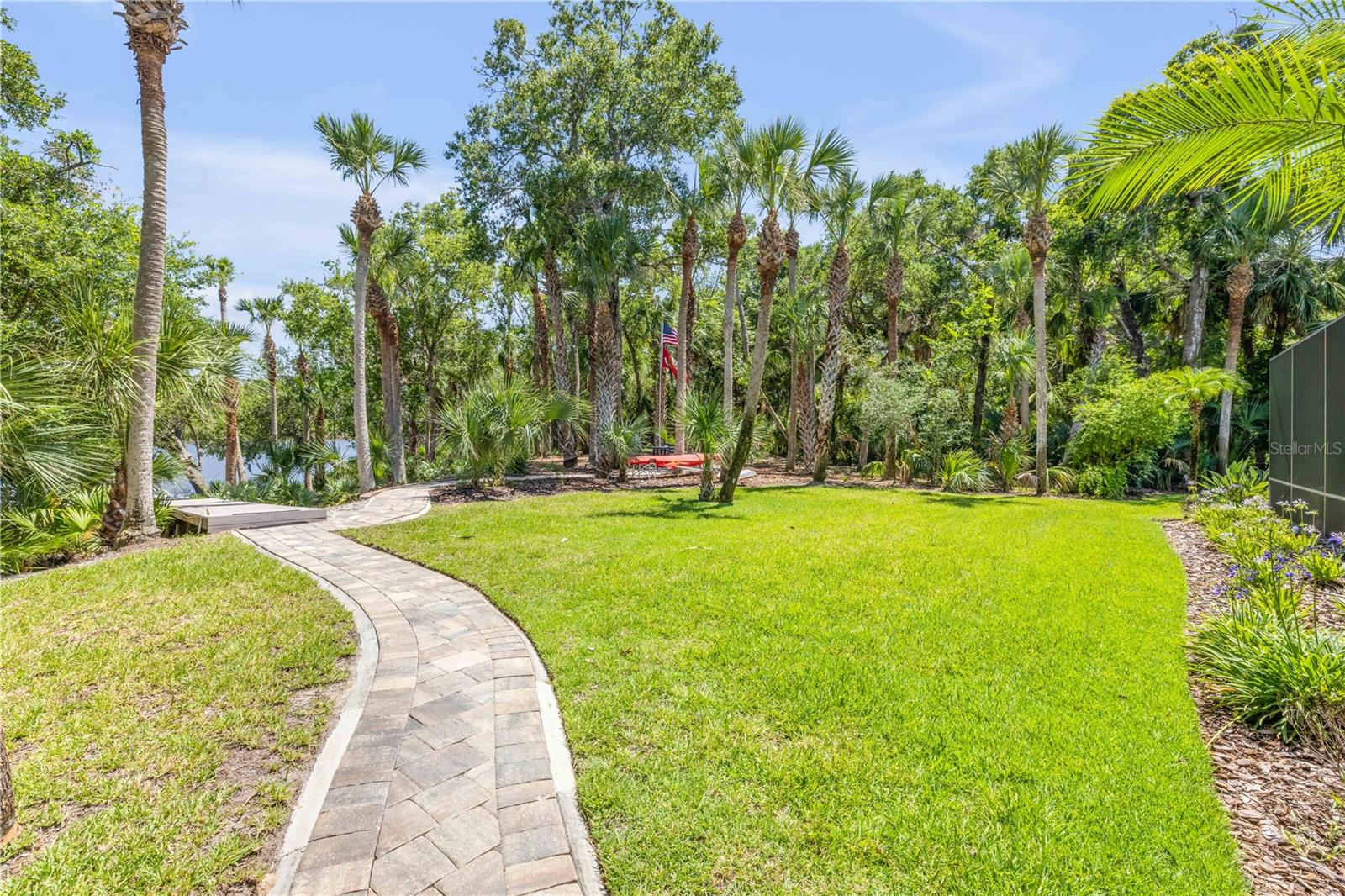 Image 88 of 100 For 6325 Palmas Bay Circle