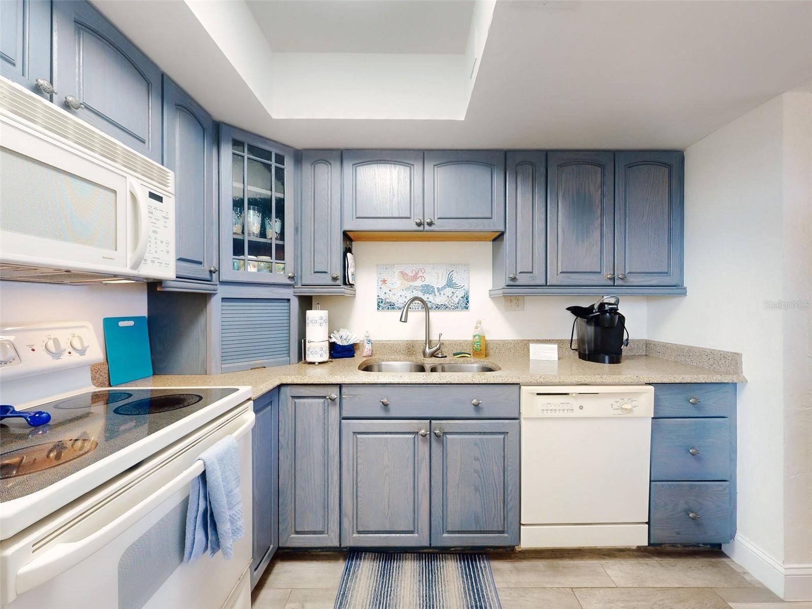 Image 10 of 84 For 4175 Atlantic Avenue 4110