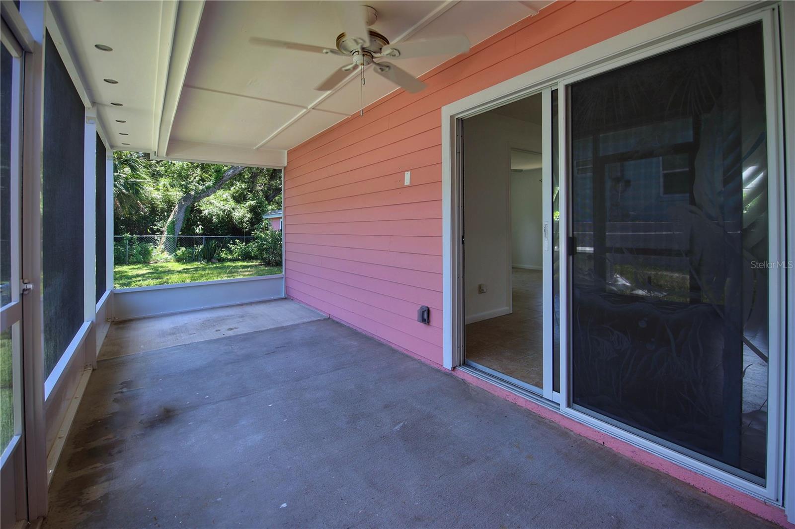 Image 17 of 43 For 805 18th Avenue