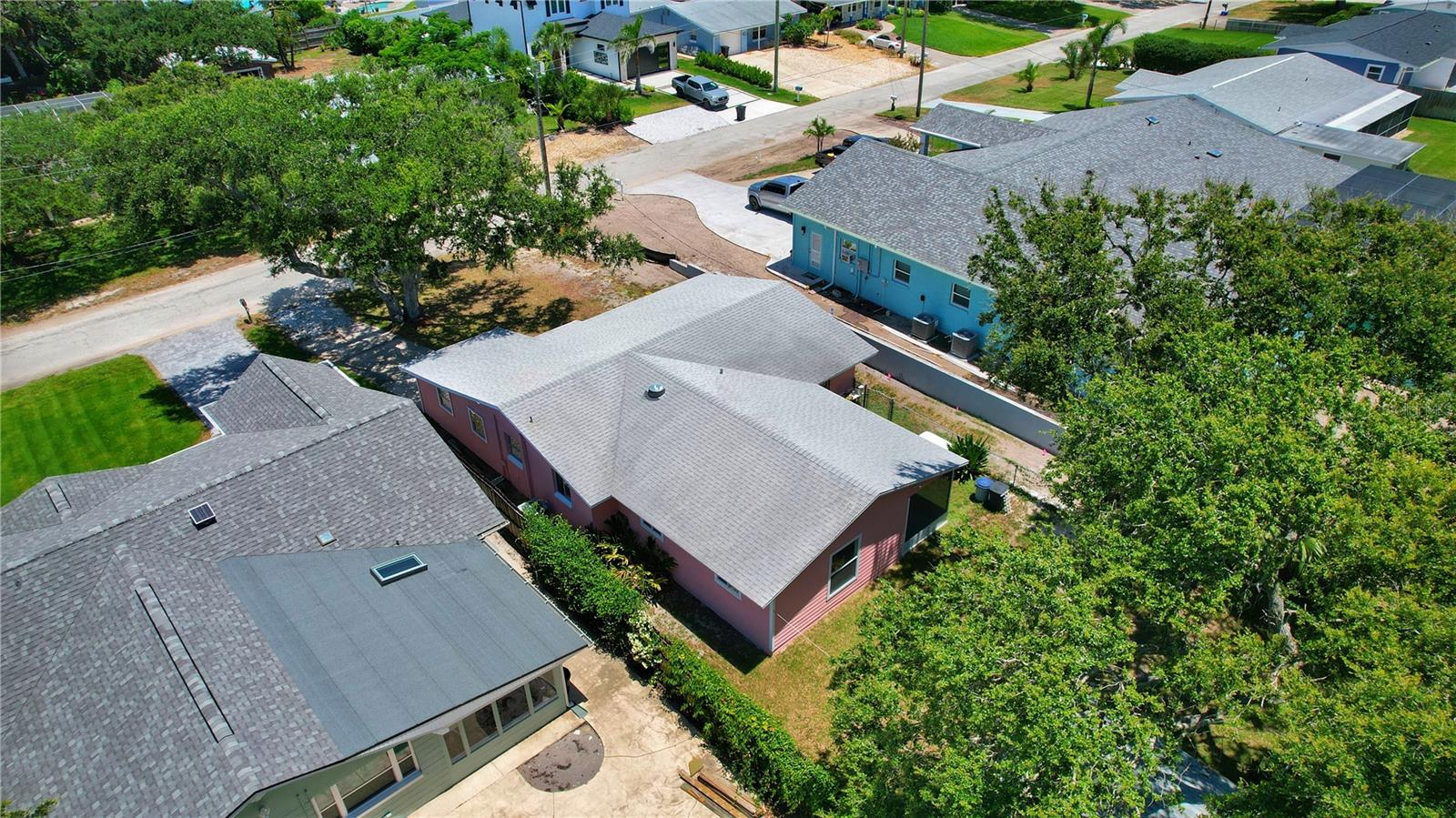 Image 31 of 43 For 805 18th Avenue