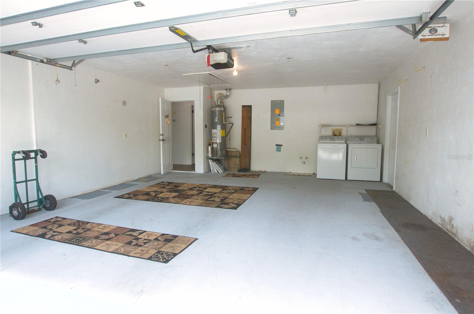 Image 22 of 24 For 2548 Crestwood Avenue