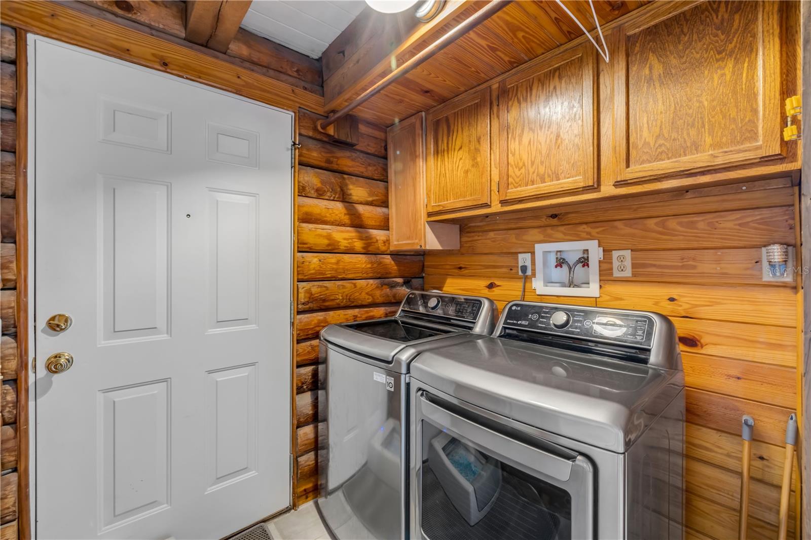 Image 22 of 56 For 2965 Knox Mcrae Dr
