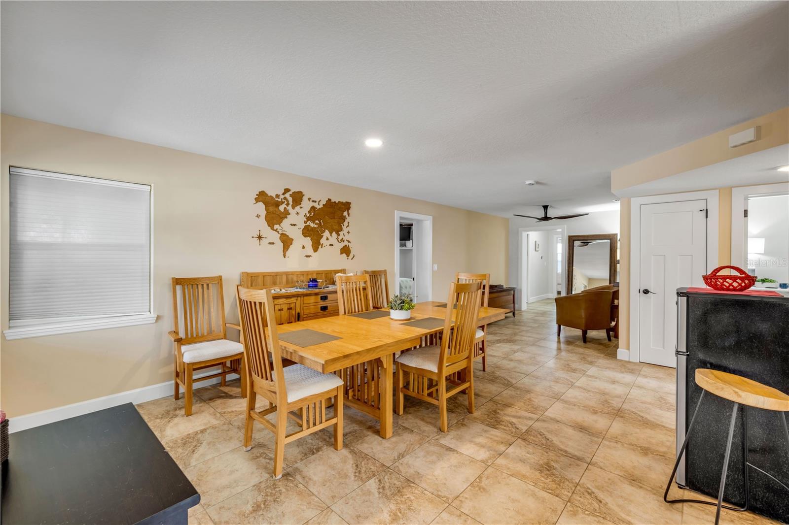Image 17 of 79 For 206 Kirkland Road