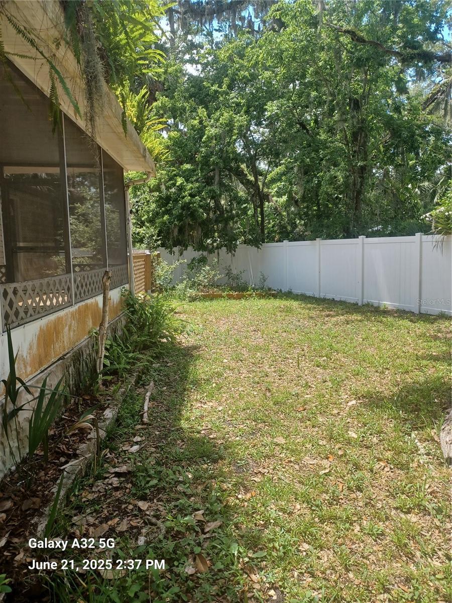 Image 8 of 12 For 6043 Galien Court