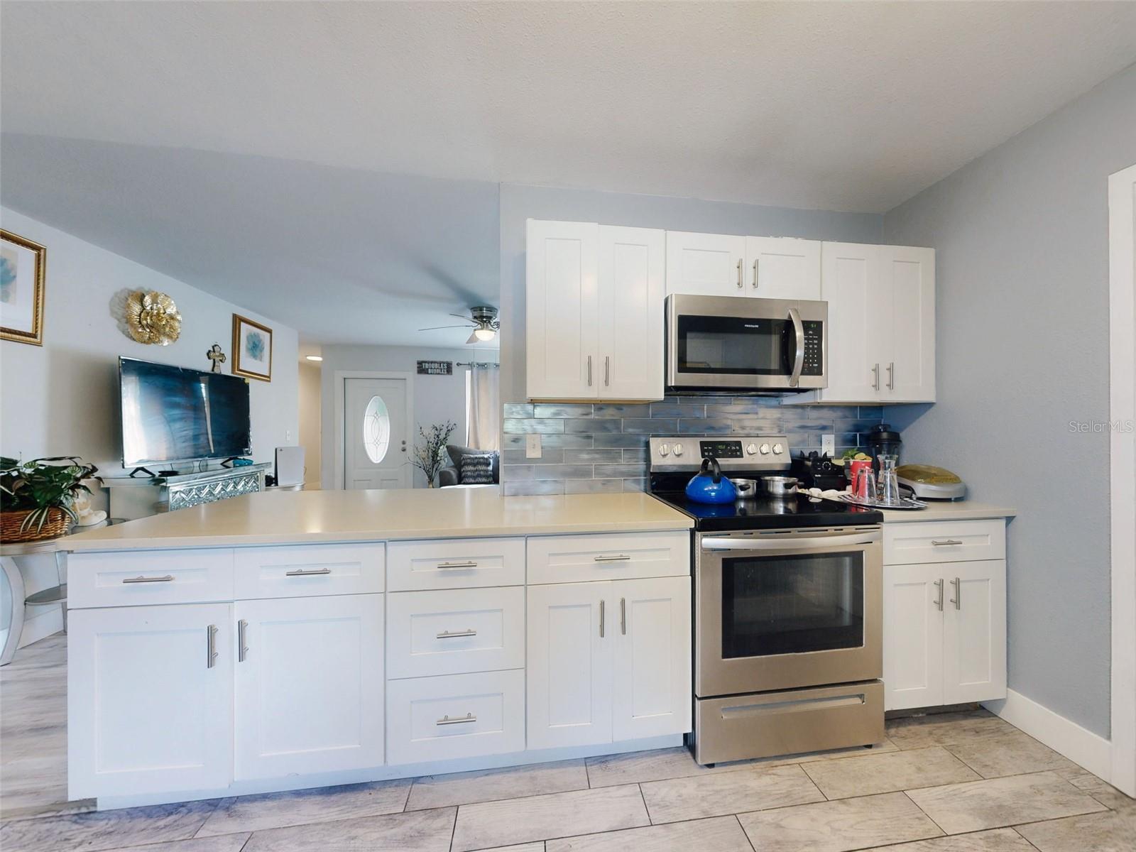 Image 10 of 39 For 5476 Bayshore Drive