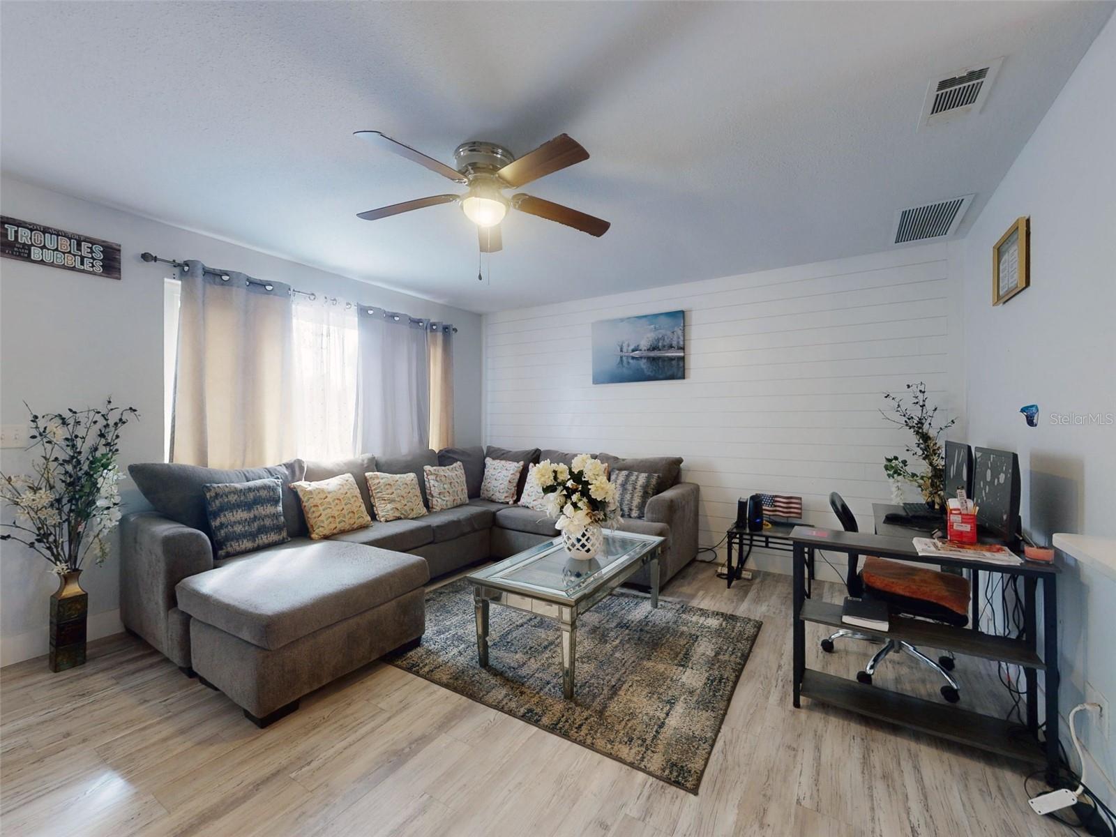 Image 4 of 39 For 5476 Bayshore Drive