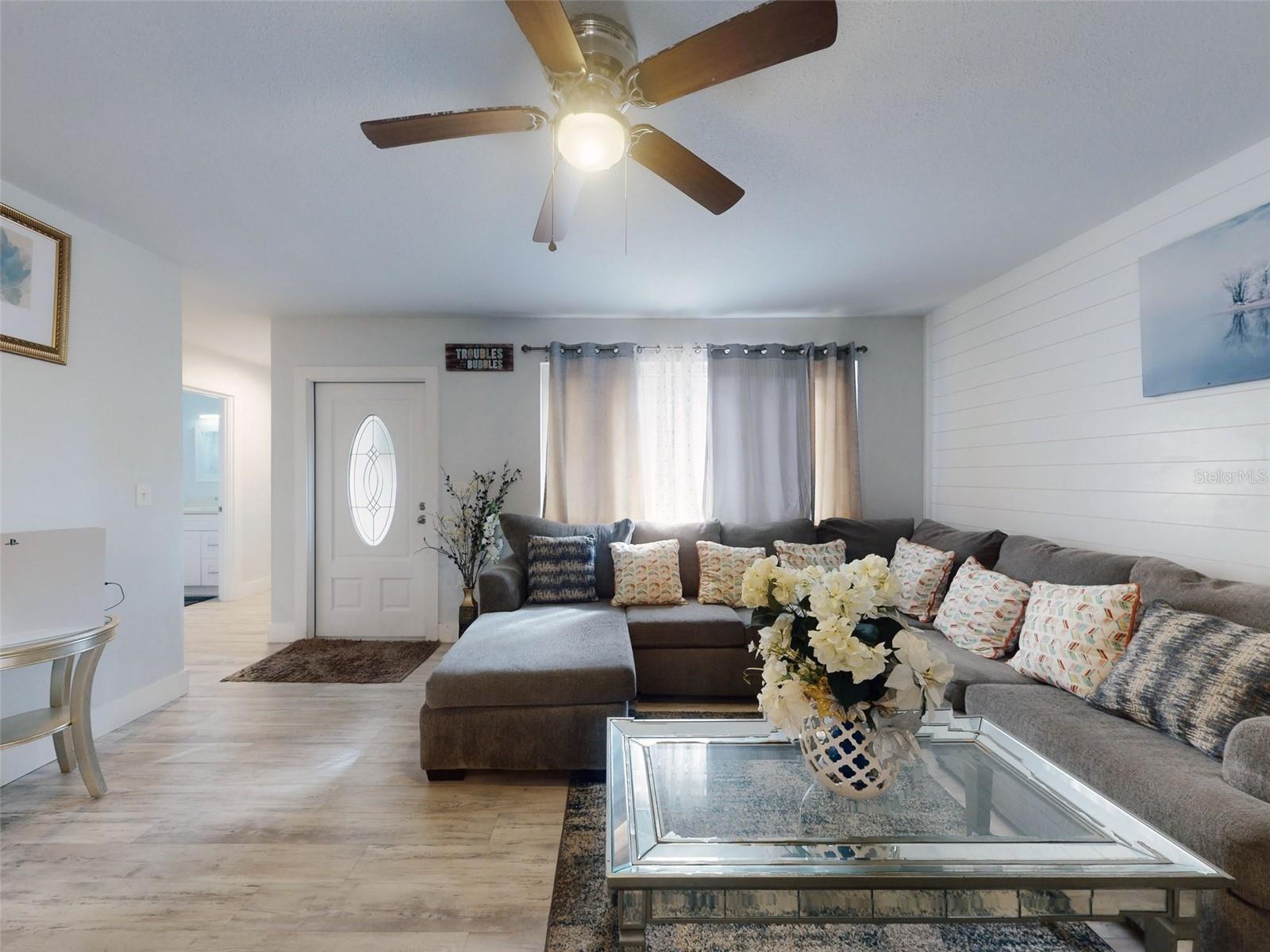 Image 5 of 39 For 5476 Bayshore Drive