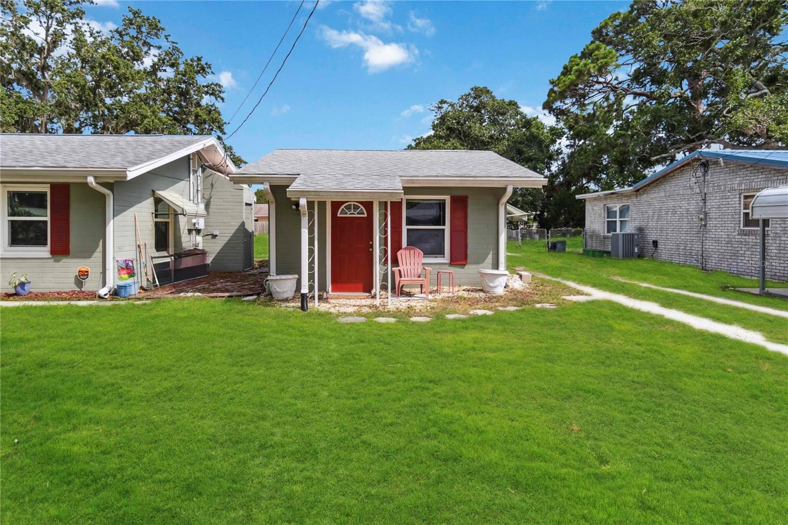 Image 17 of 31 For 132 Turgot Avenue