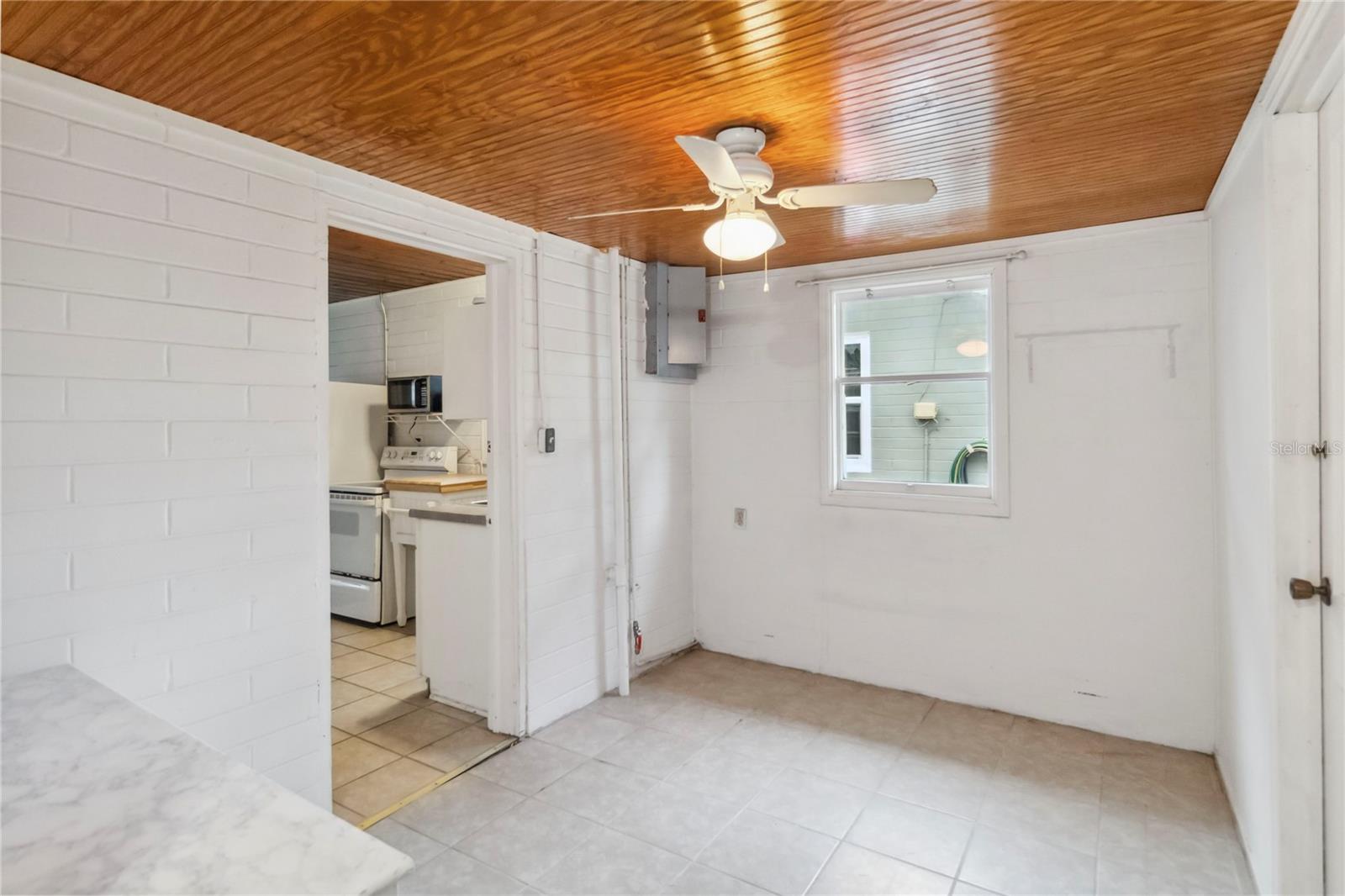 Image 21 of 31 For 132 Turgot Avenue