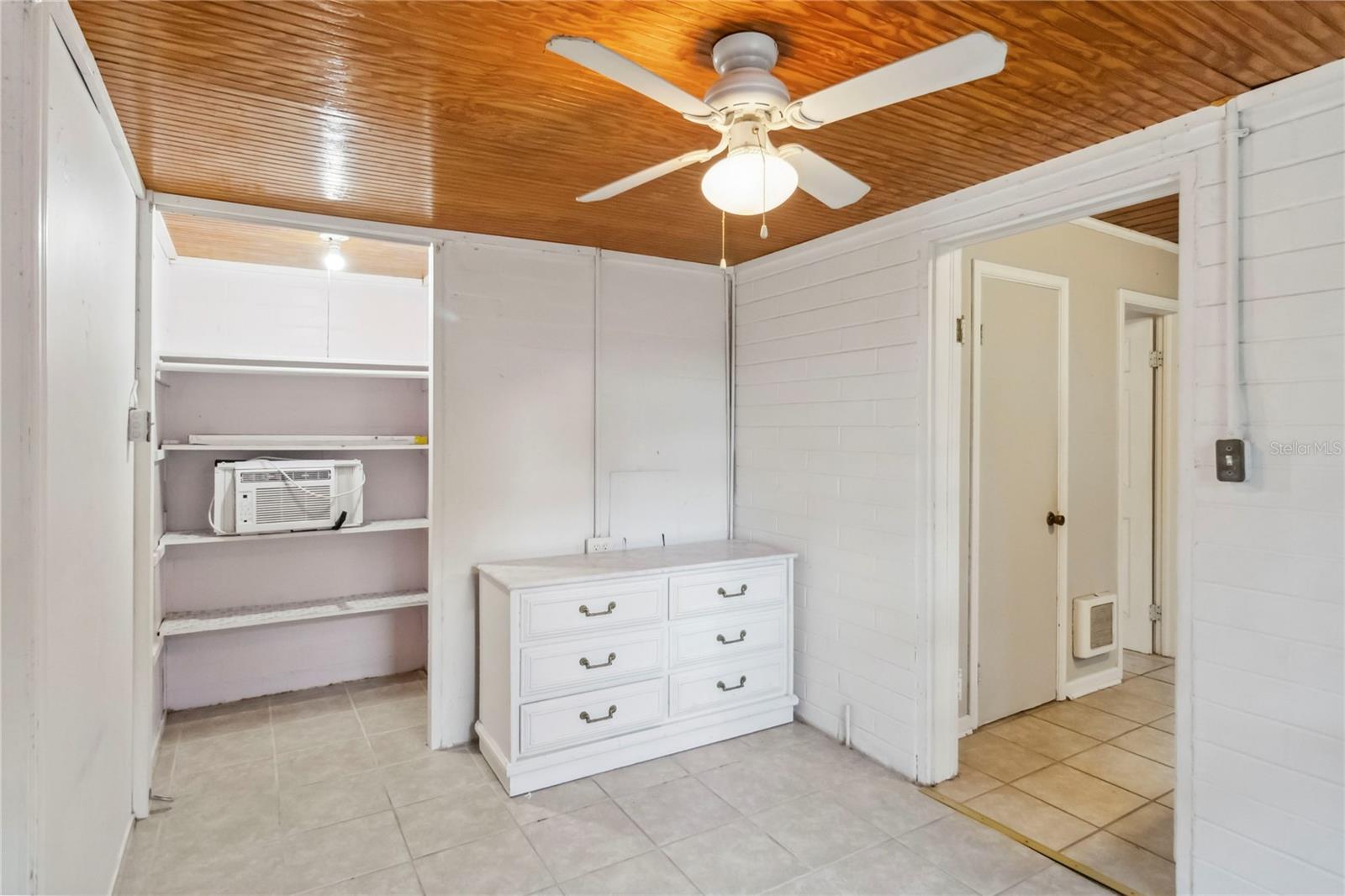 Image 22 of 31 For 132 Turgot Avenue