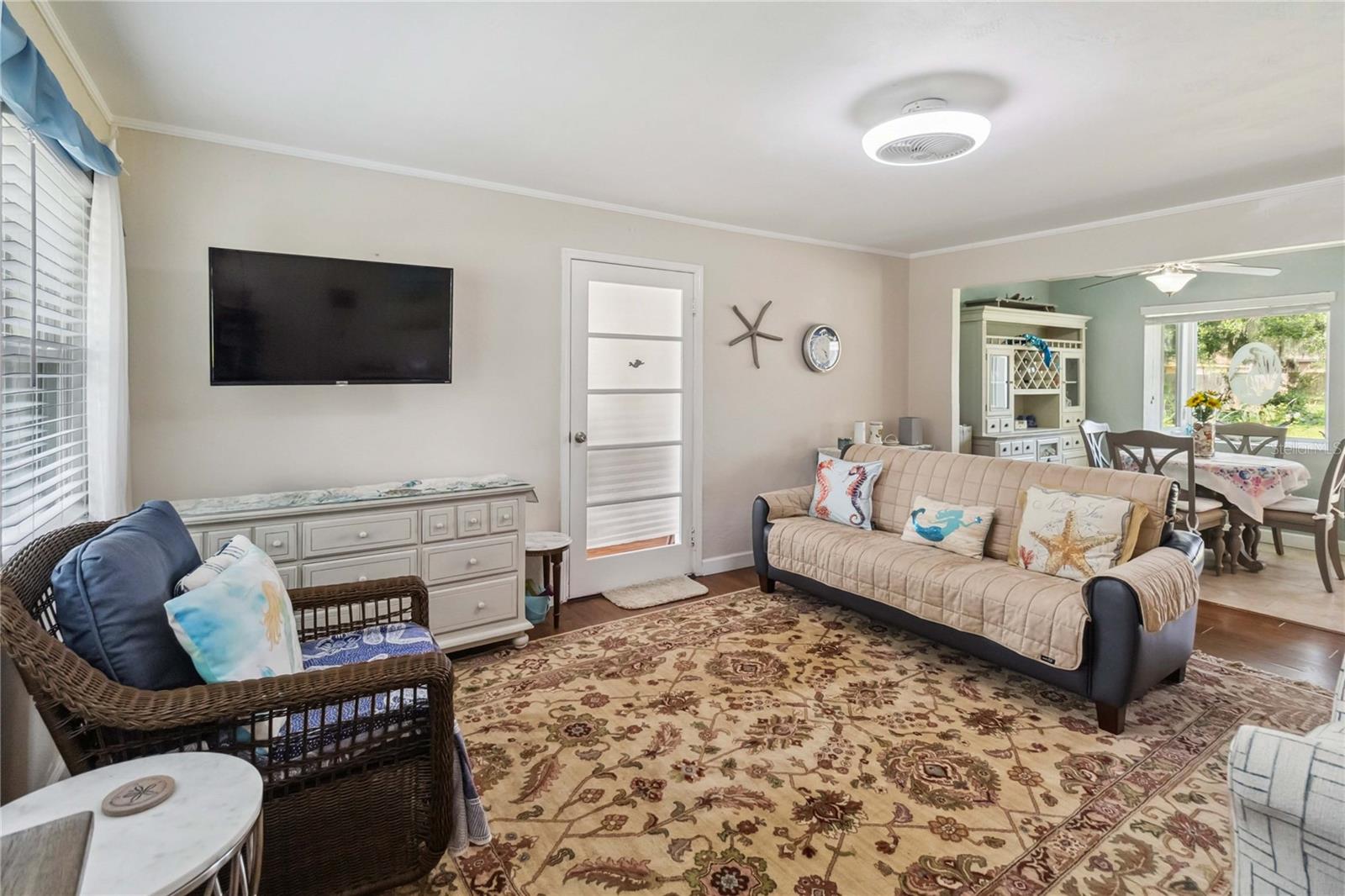 Image 6 of 31 For 132 Turgot Avenue