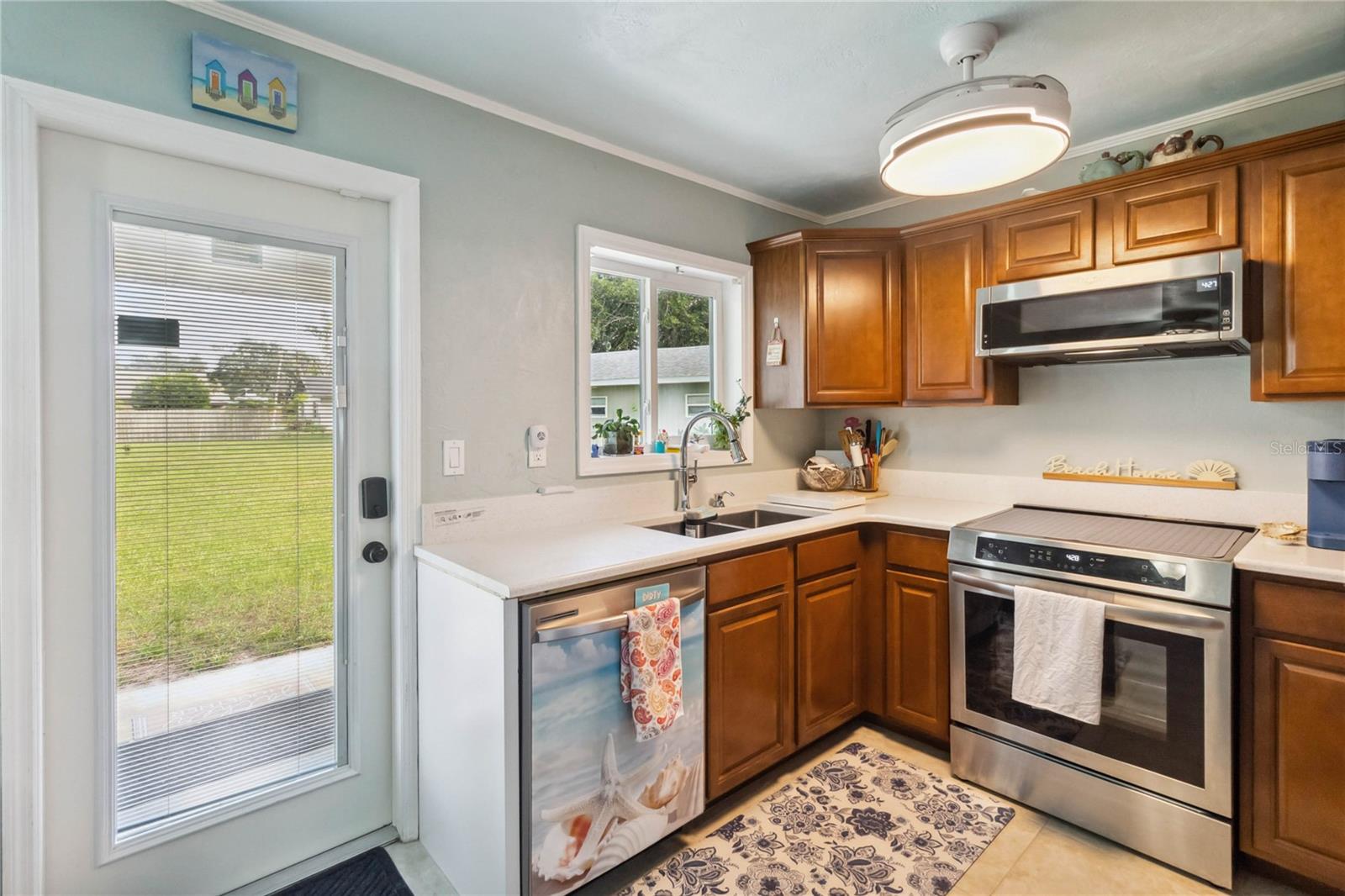 Image 9 of 31 For 132 Turgot Avenue