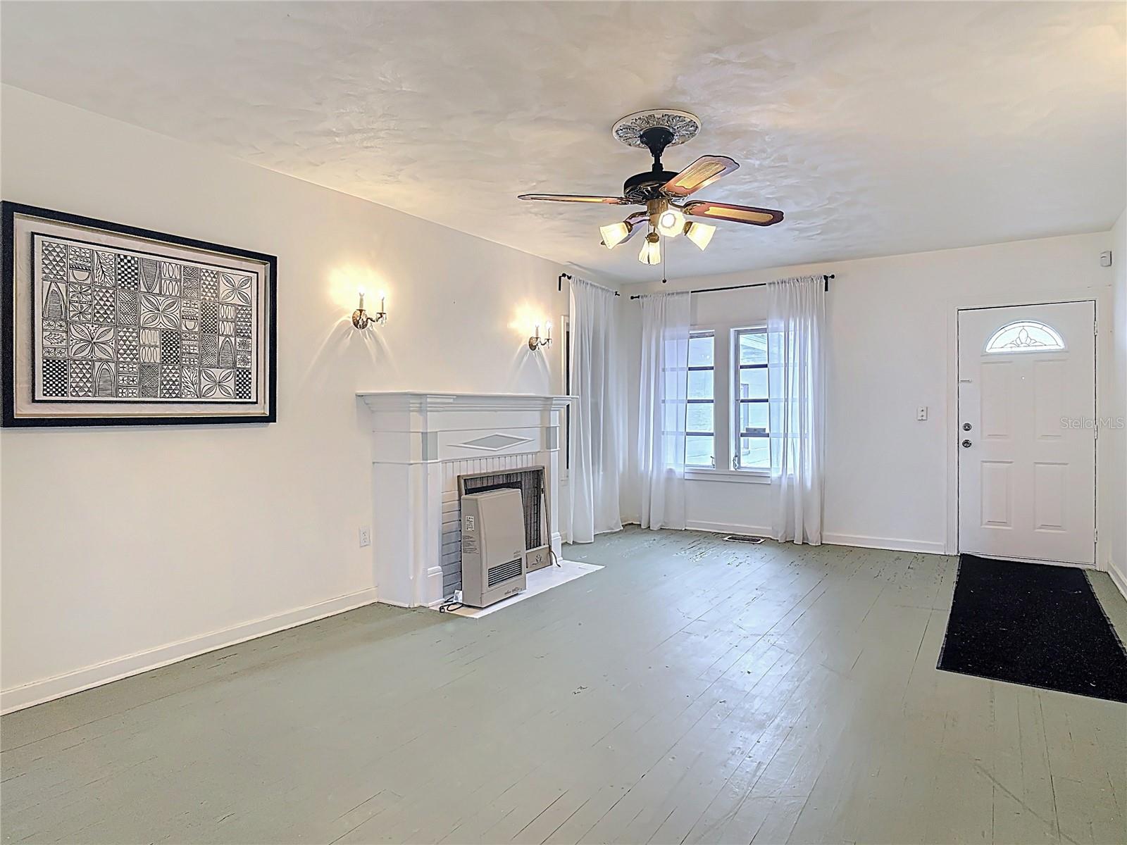 Image 15 of 57 For 255 Lexington Drive