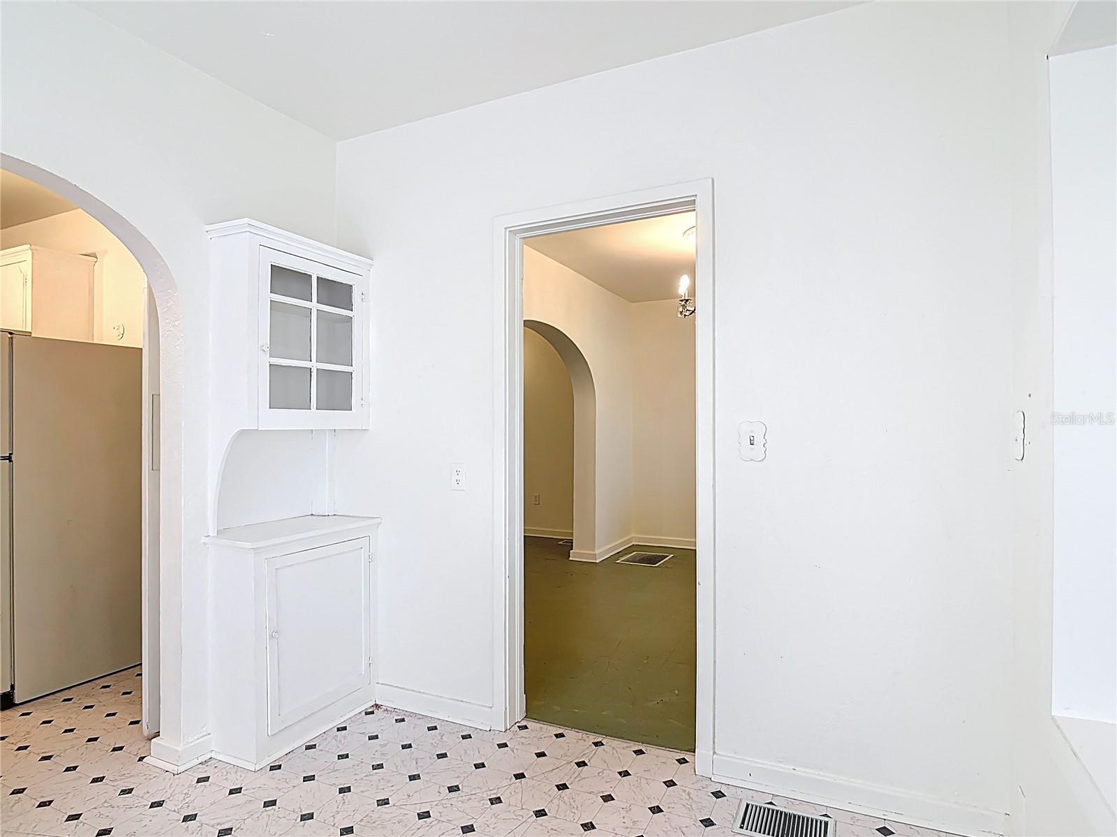 Image 24 of 57 For 255 Lexington Drive