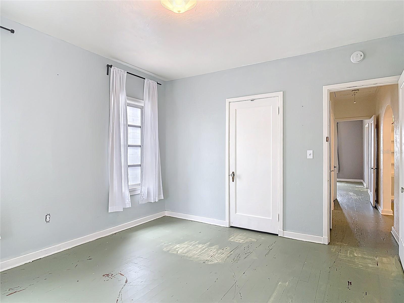 Image 36 of 57 For 255 Lexington Drive
