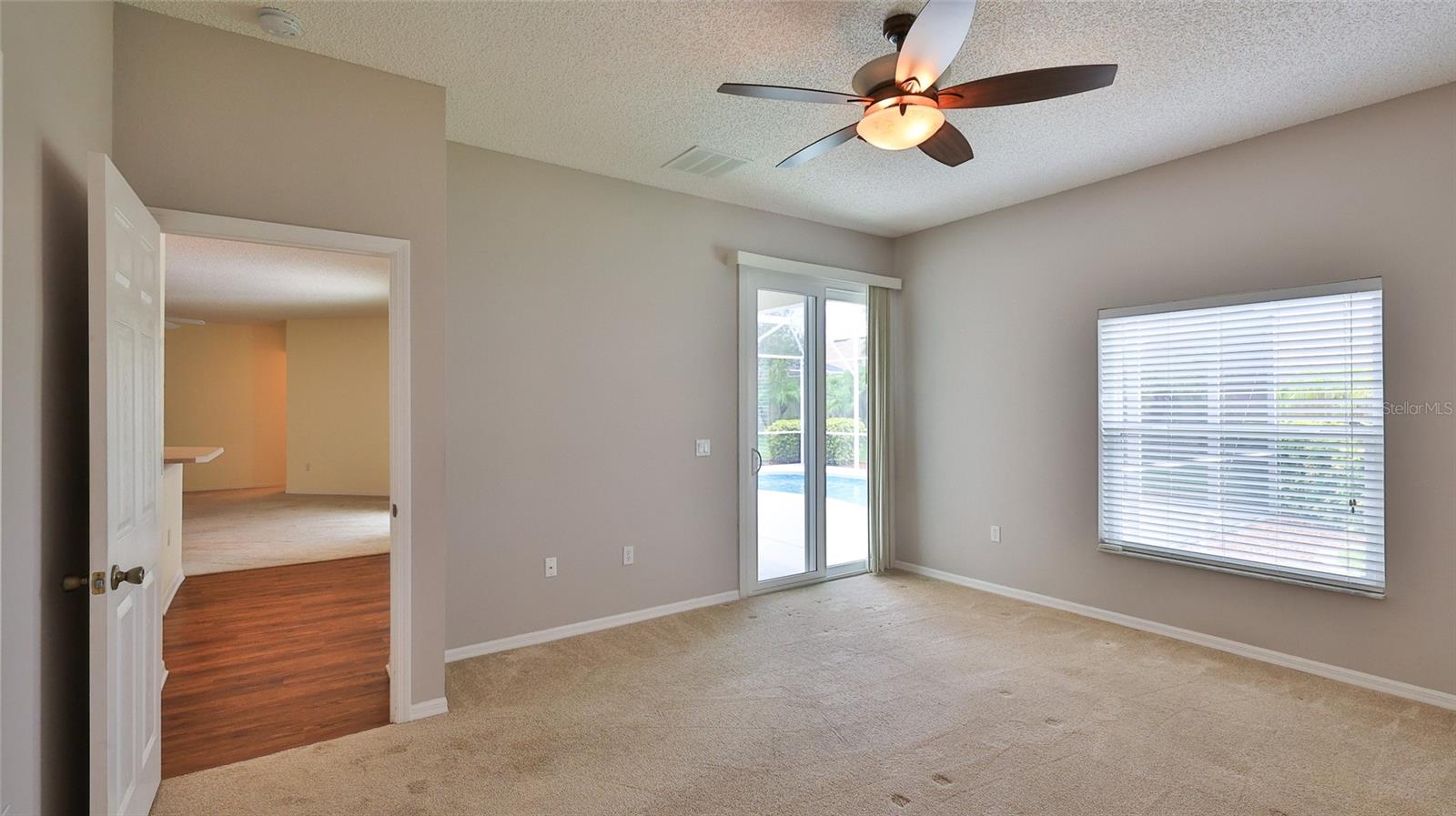 Image 19 of 37 For 405 Central Mariners Drive