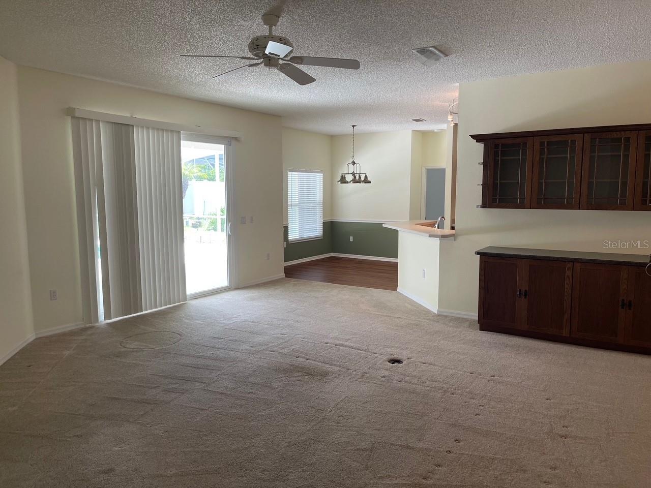 Image 2 of 18 For 405 Central Mariners Drive