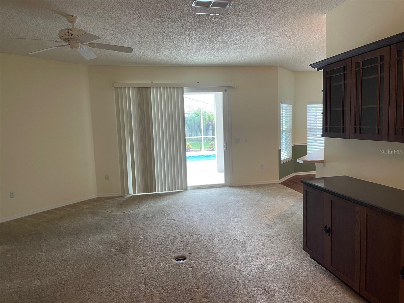 Image 3 of 18 For 405 Central Mariners Drive