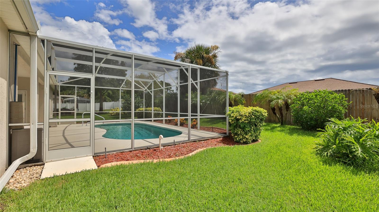 Image 33 of 37 For 405 Central Mariners Drive