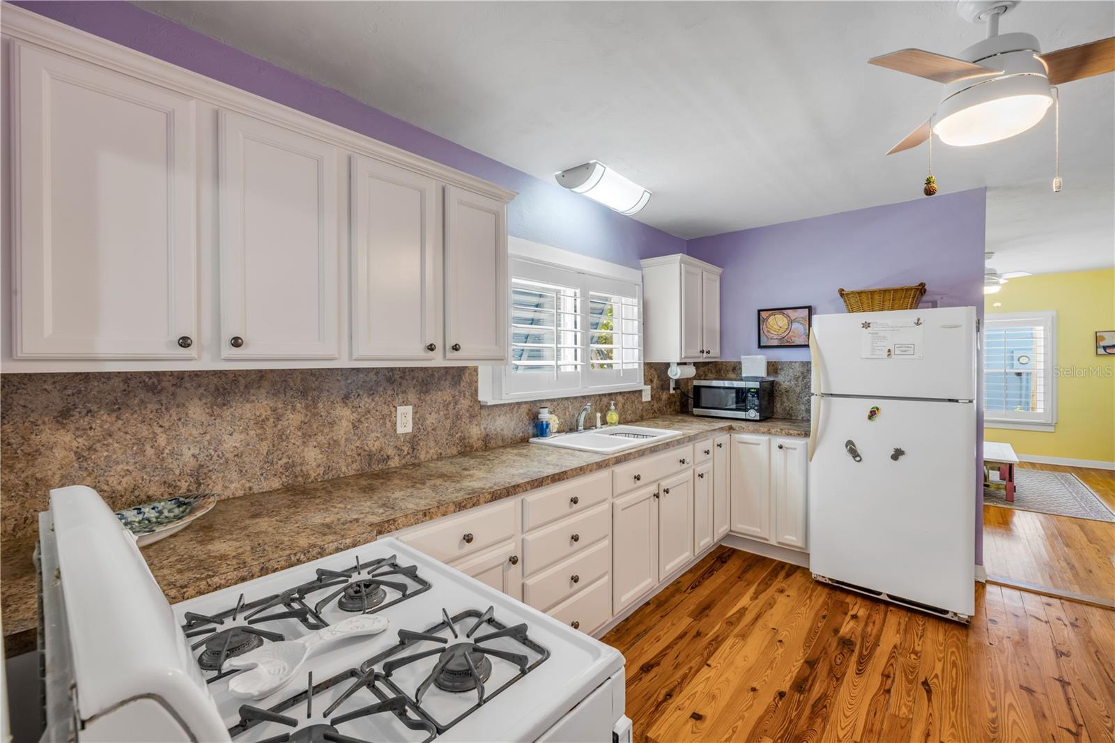 Image 15 of 49 For 821 Ocean Avenue