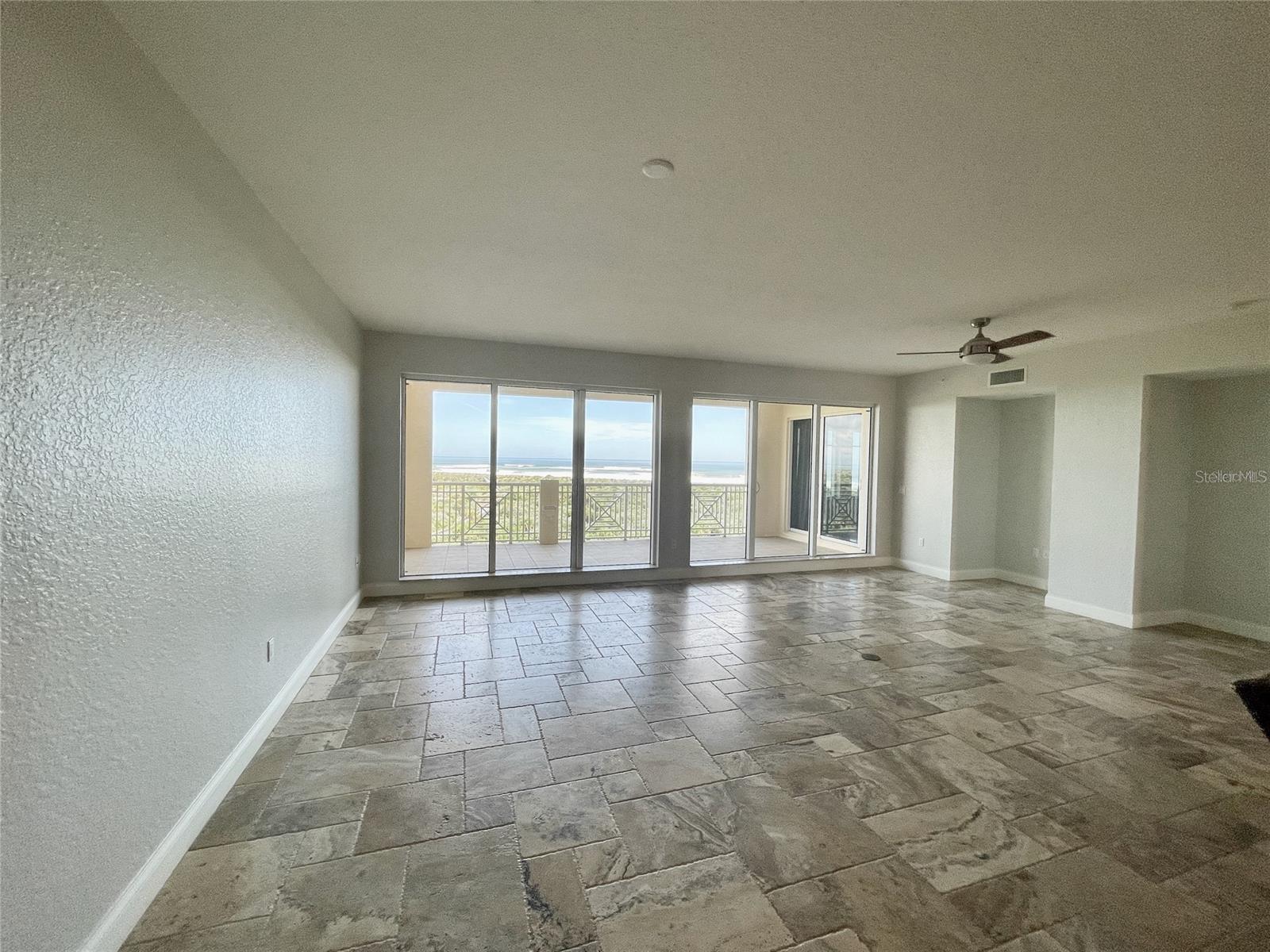 Image 7 of 33 For 261 Minorca Beach Way 702