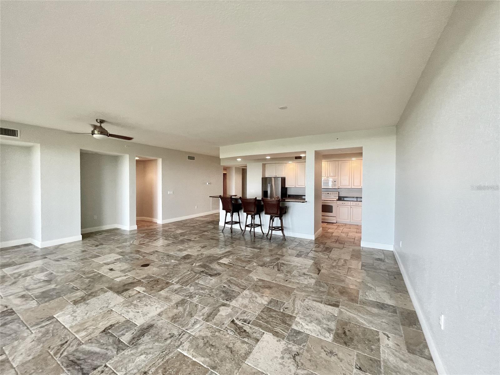Image 8 of 33 For 261 Minorca Beach Way 702
