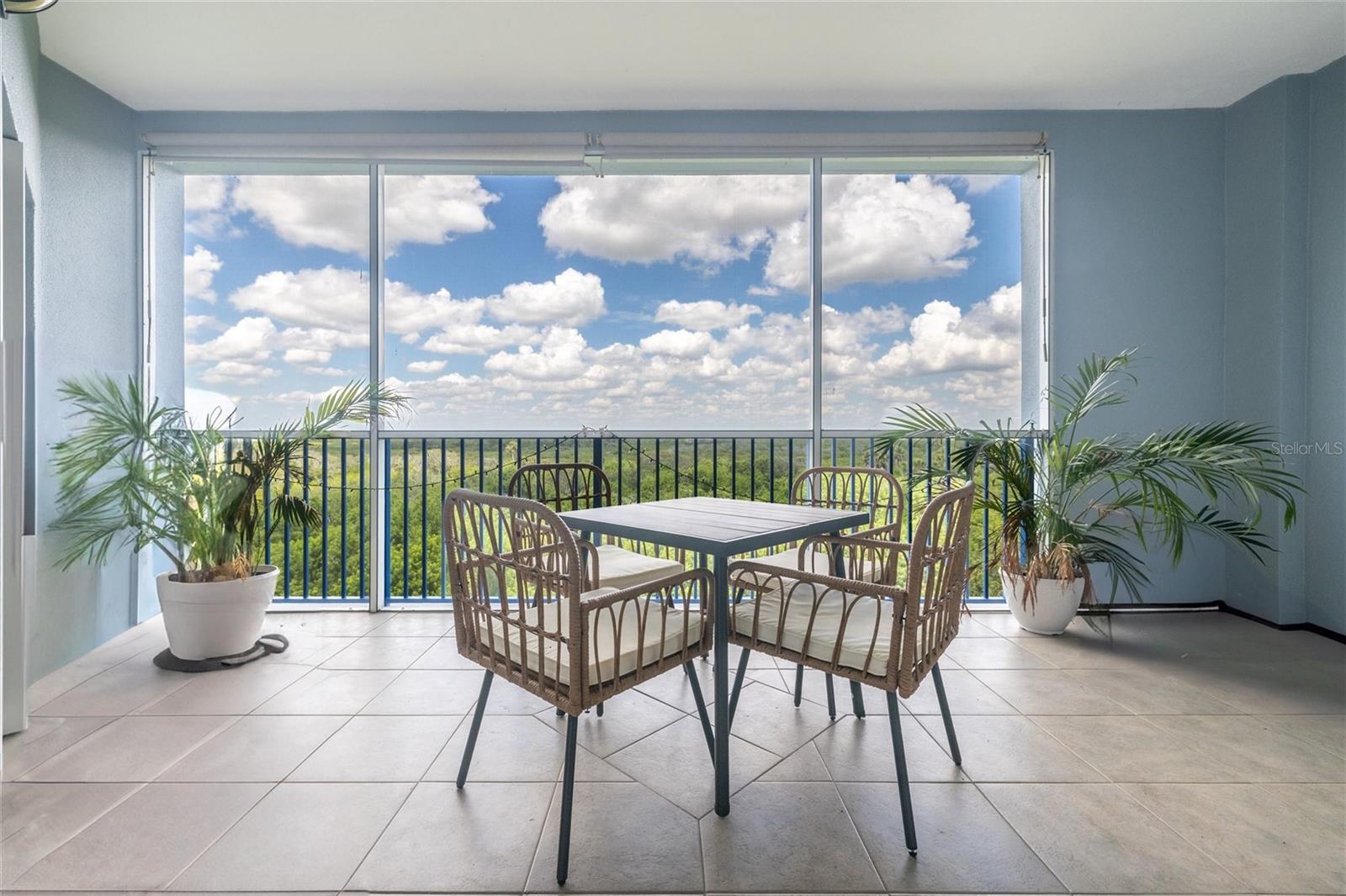 Image 11 of 41 For 5300 Atlantic Avenue 5-502