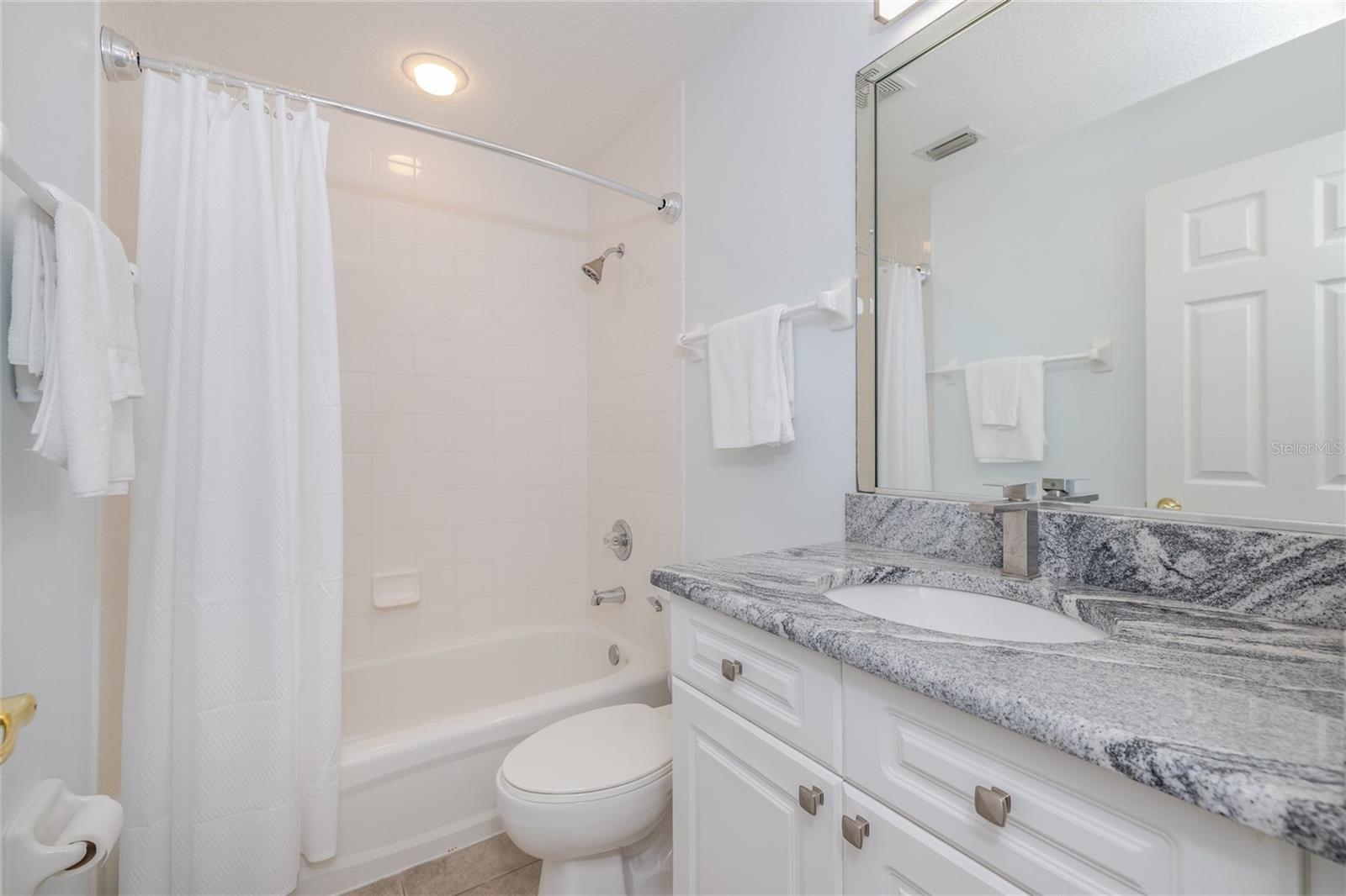 Image 17 of 41 For 5300 Atlantic Avenue 5-502