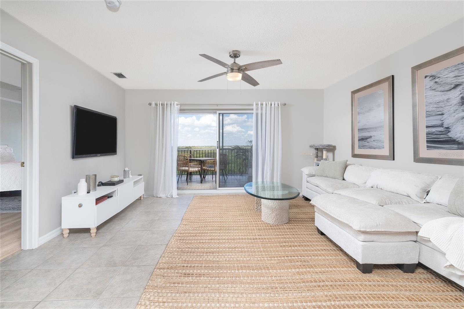 Image 21 of 41 For 5300 Atlantic Avenue 5-502