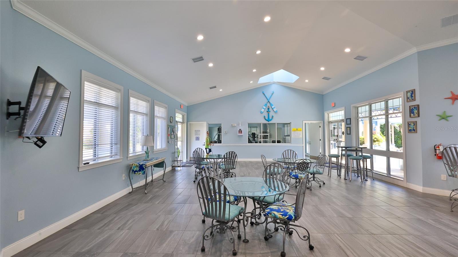 Image 31 of 41 For 5300 Atlantic Avenue 5-502