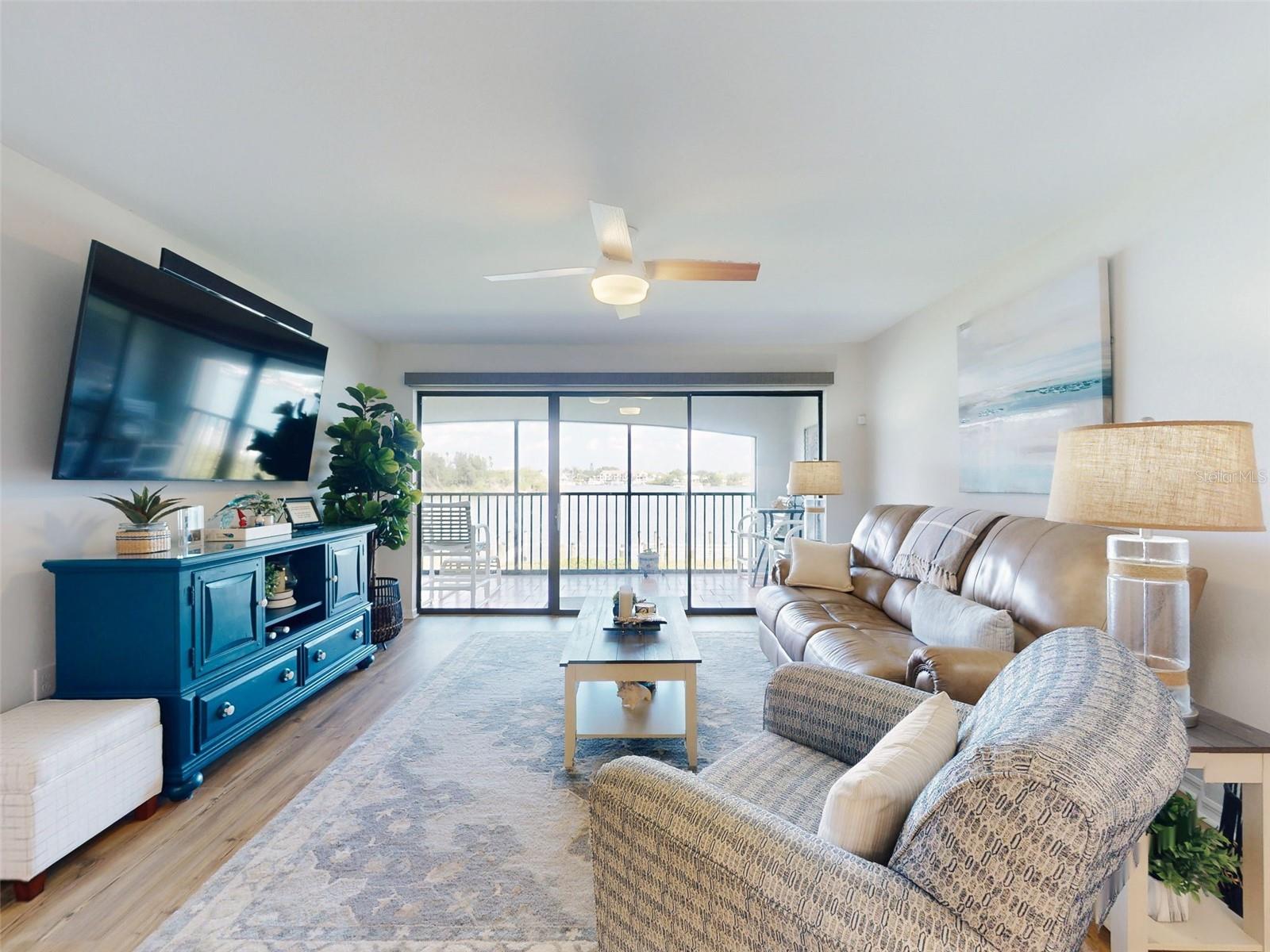 Image 13 of 48 For 454 Bouchelle Drive 202