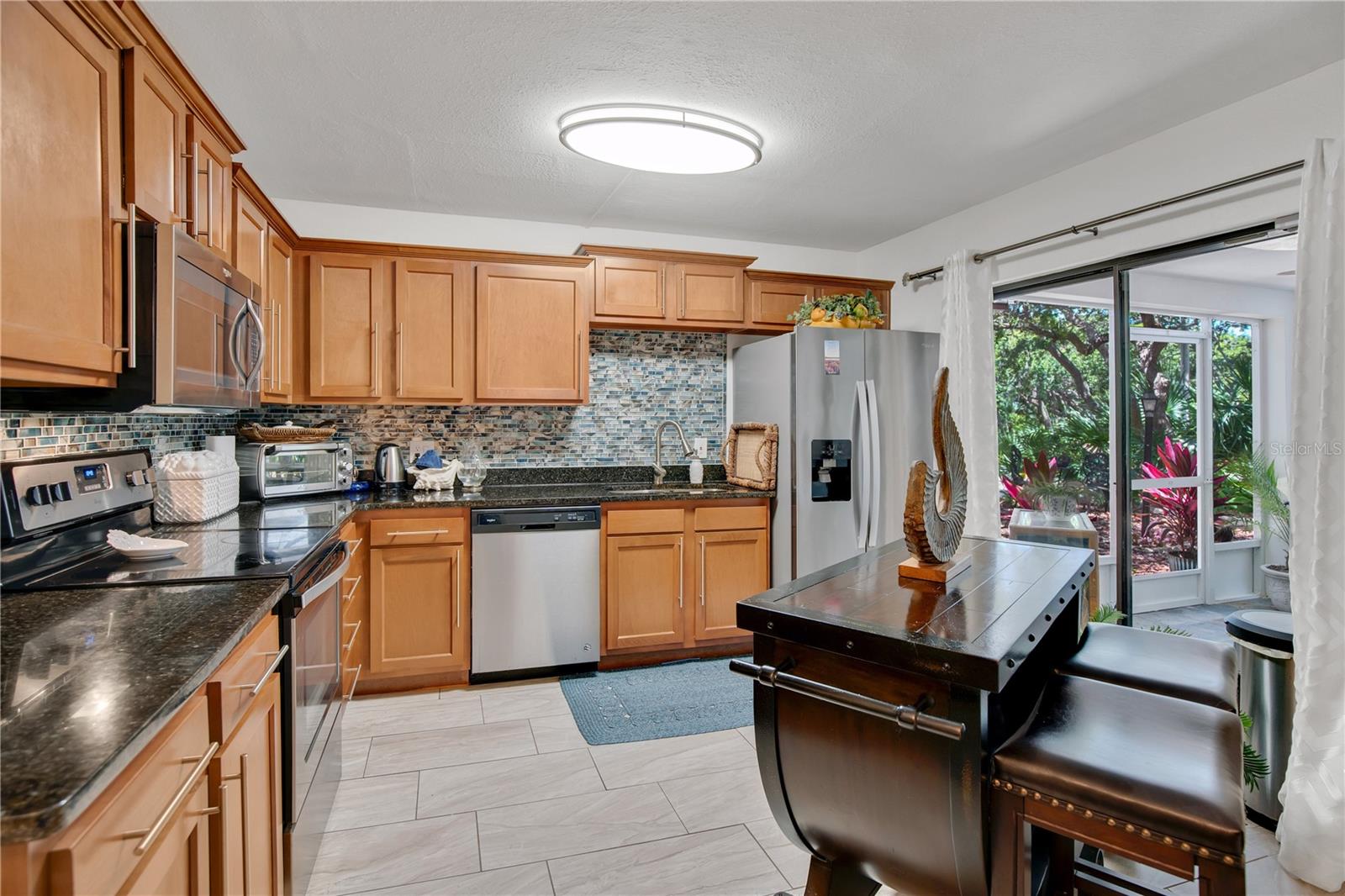 Image 9 of 32 For 4150 Atlantic Avenue 111b
