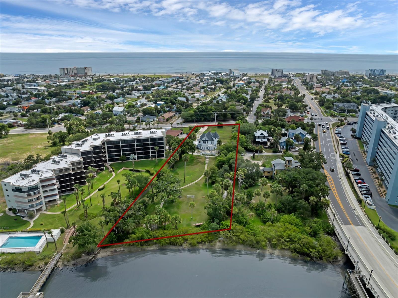 Image 53 of 57 For 1000 Peninsula Drive