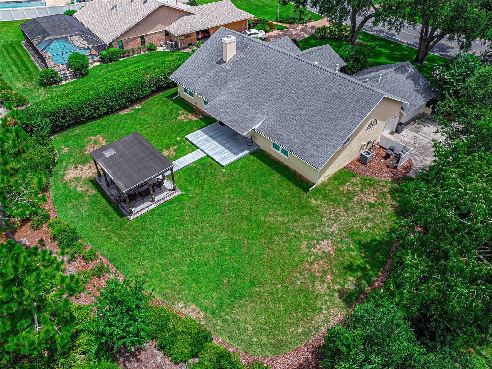 Image 36 of 44 For 915 Club House Boulevard