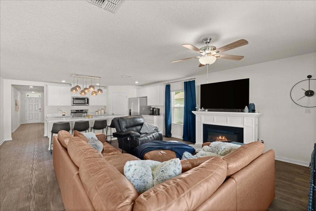 Image 33 of 48 For 12 Ryecrest Lane