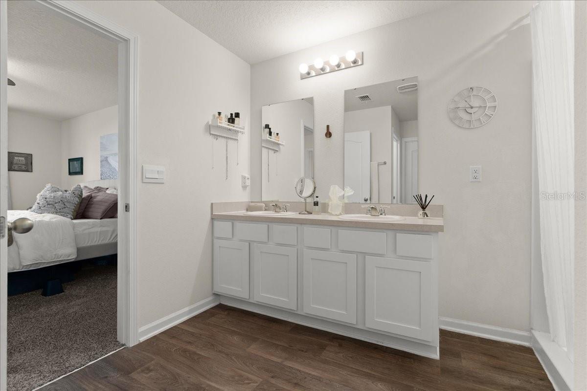 Image 41 of 48 For 12 Ryecrest Lane