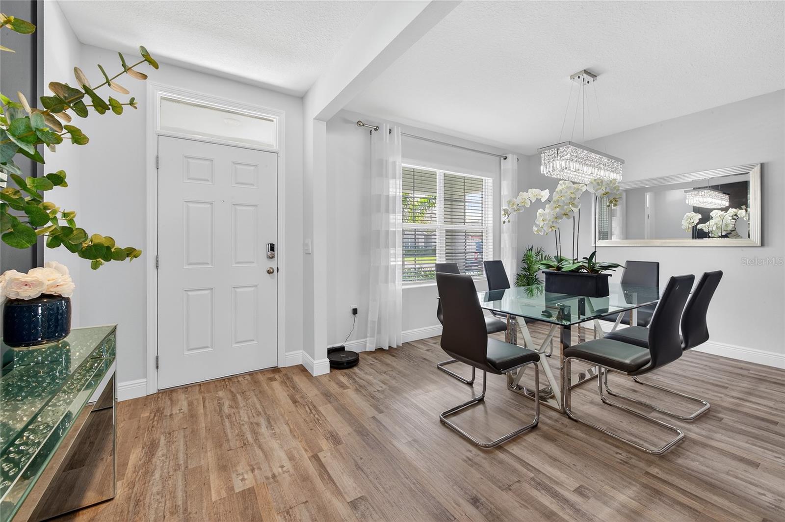 Image 10 of 52 For 2667 Neverland Drive