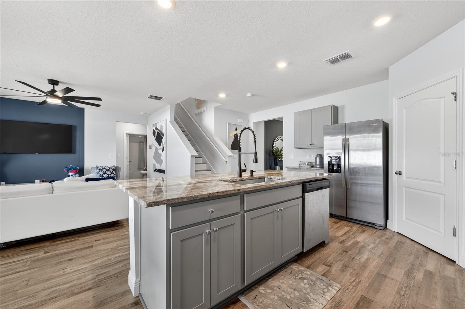 Image 14 of 52 For 2667 Neverland Drive