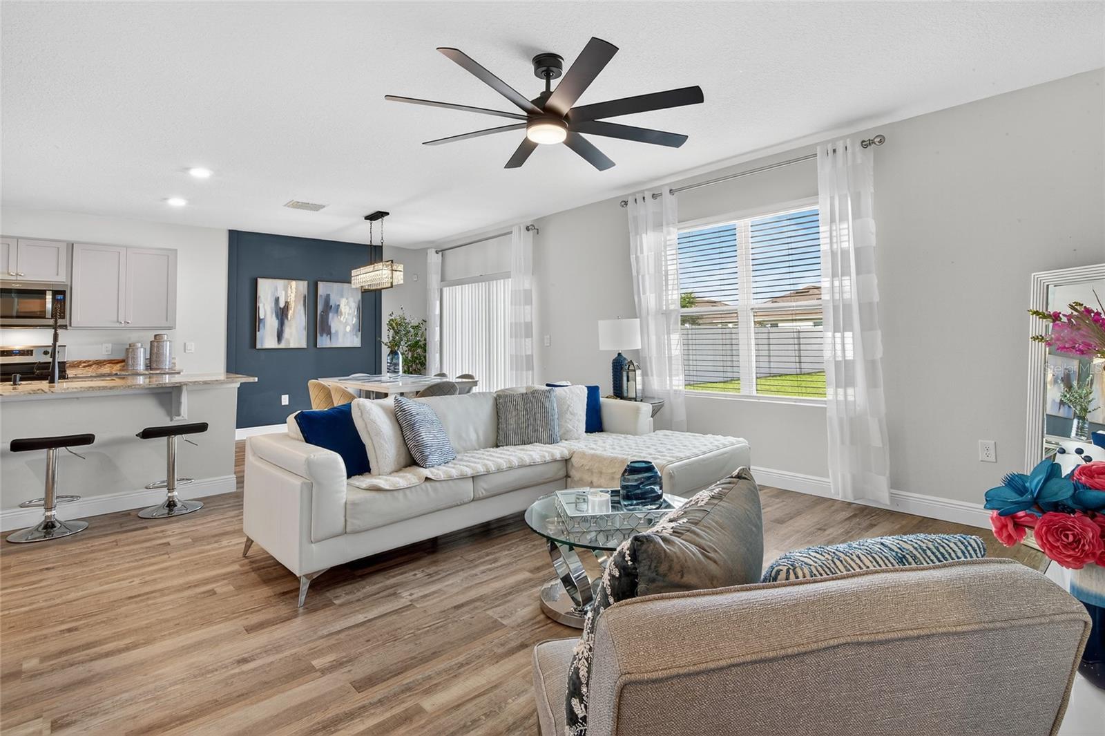 Image 18 of 52 For 2667 Neverland Drive