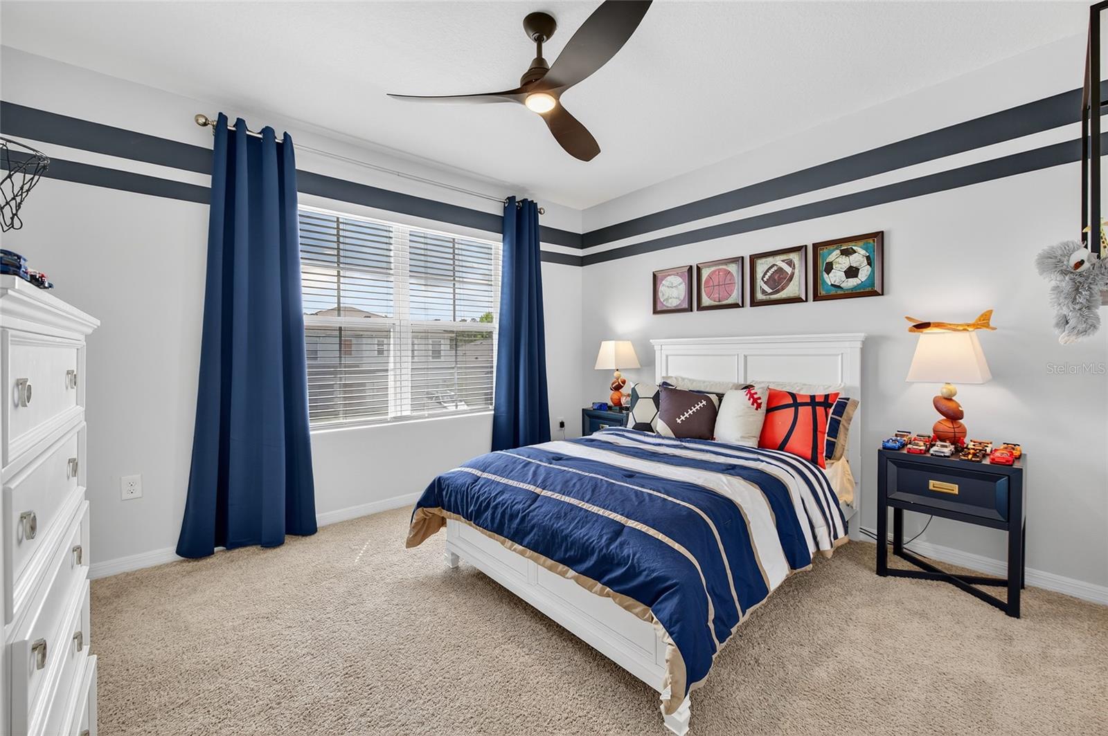 Image 34 of 52 For 2667 Neverland Drive