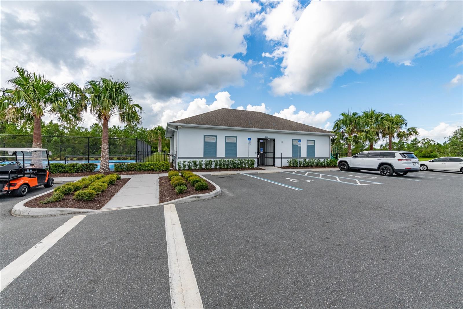 Image 46 of 52 For 2667 Neverland Drive