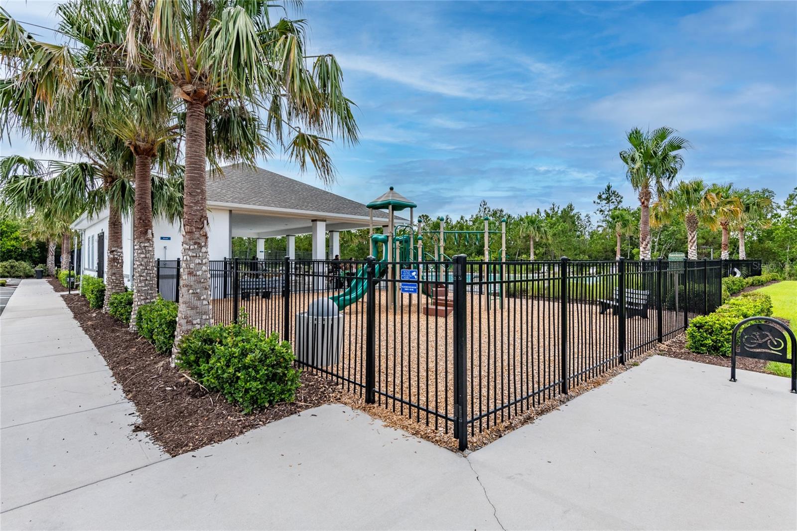 Image 49 of 52 For 2667 Neverland Drive