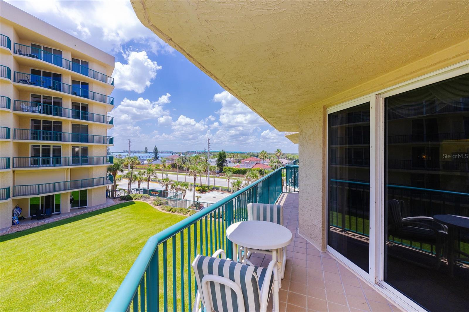 Image 12 of 46 For 4555 Atlantic Avenue 4310