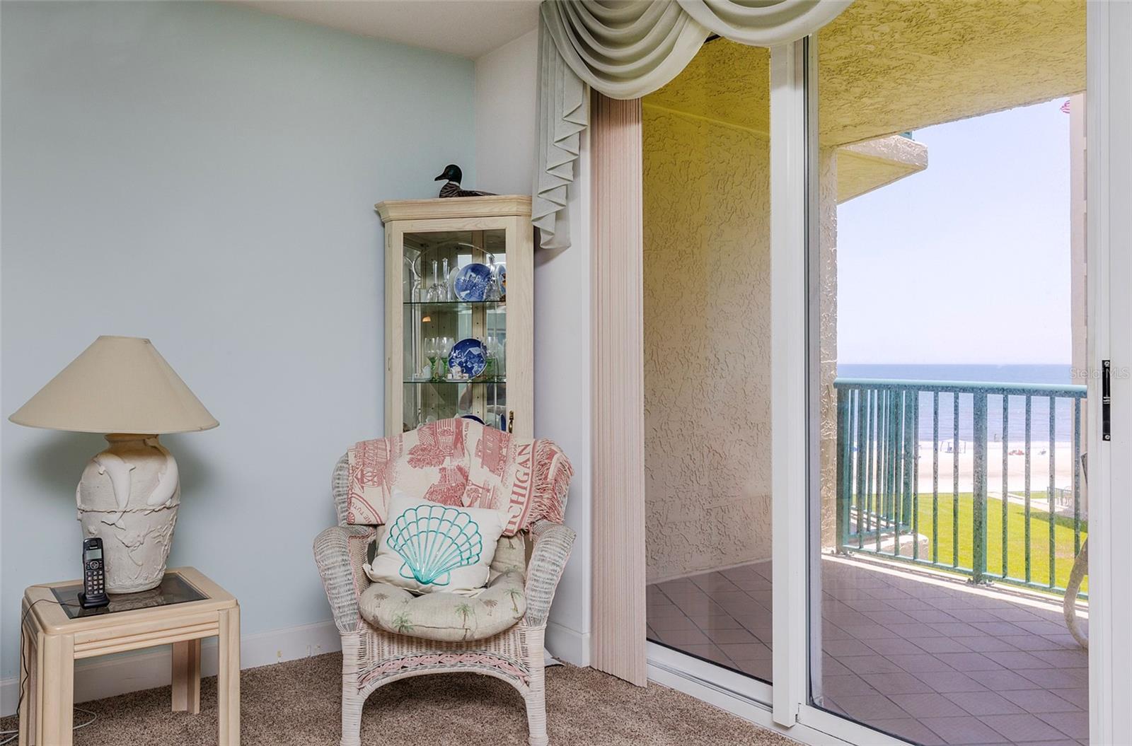 Image 17 of 46 For 4555 Atlantic Avenue 4310